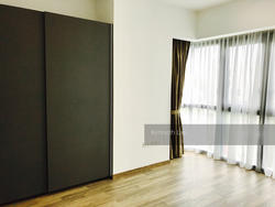 Lakeville (D22), Condominium #143178242